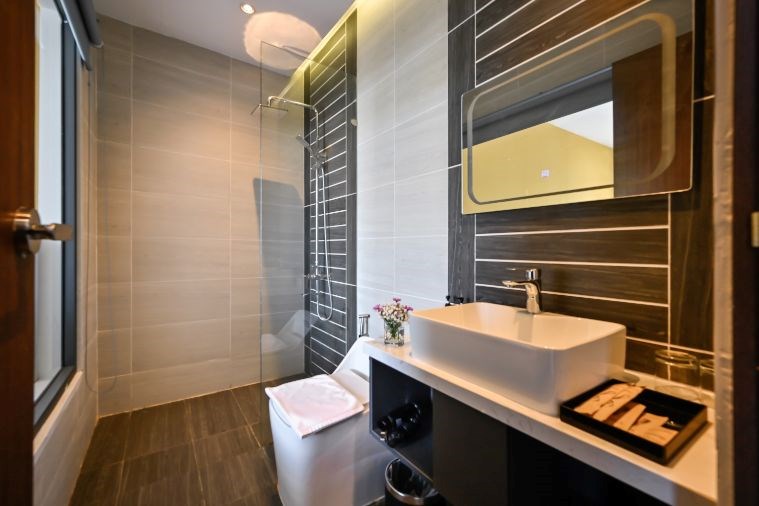 Deluxe Double City View